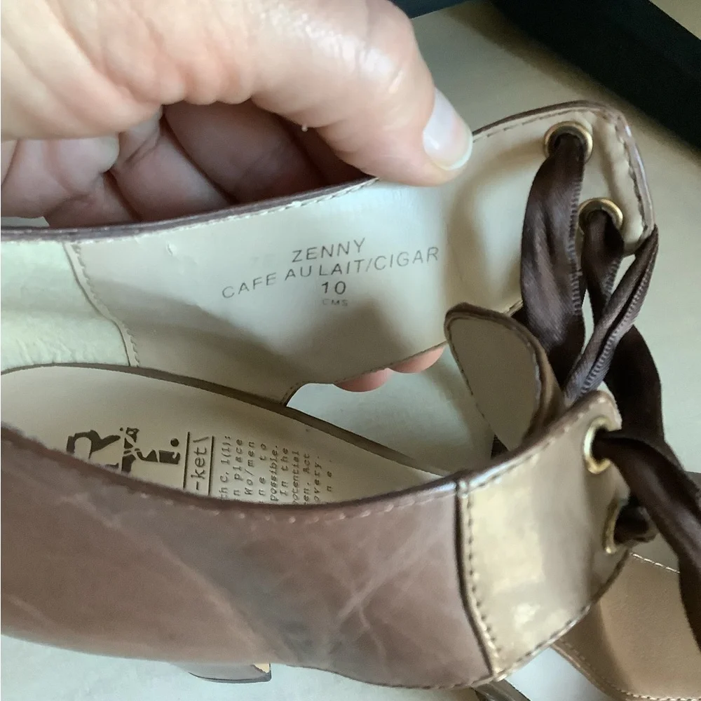 MRKT Strappy Peep Toe Heel with bow details at ankle size 10 brown - Picture 15 of 15